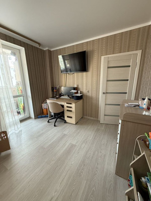 Продам двухкомнатную (2-комн.) квартиру, Тружеников ул, 82/6, Ростов-на-Дону г