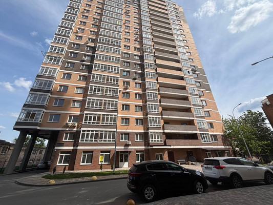 Продам двухкомнатную (2-комн.) квартиру, Студенческая ул, 8к2, Ростов-на-Дону г