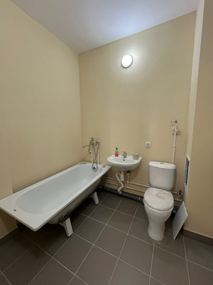Продам двухкомнатную (2-комн.) квартиру, Карпинского ул, 112кА, Пермь г
