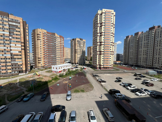 Продам двухкомнатную (2-комн.) квартиру, Карпинского ул, 112кА, Пермь г