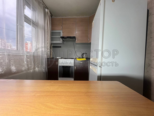 Продам однокомнатную (1-комн.) квартиру, Верхние Поля ул, 45к4, Москва г