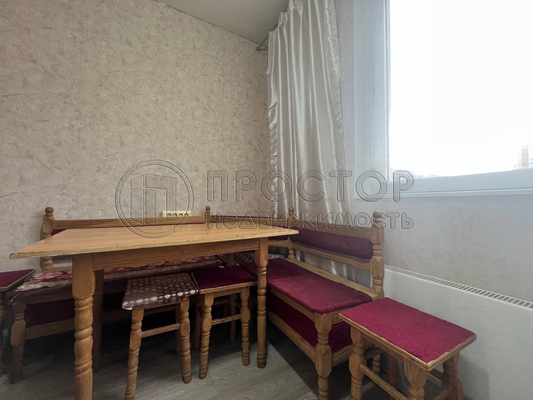 Продам однокомнатную (1-комн.) квартиру, Верхние Поля ул, 45к4, Москва г