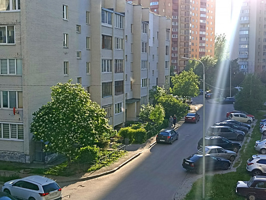 Продам однокомнатную (1-комн.) квартиру, Оборонная ул, 2к5, Мурино п