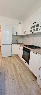 Продам двухкомнатную (2-комн.) квартиру, Стартовая ул, 16, Ростов-на-Дону г