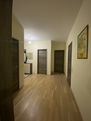 Продам трехкомнатную (3-комн.) квартиру, Заозёрная ул, 3к2, Санкт-Петербург г