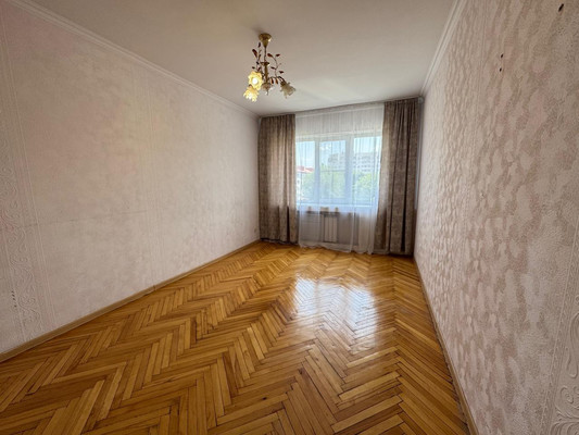 Продам двухкомнатную (2-комн.) квартиру, Байсултанова ул, 13, Нальчик г