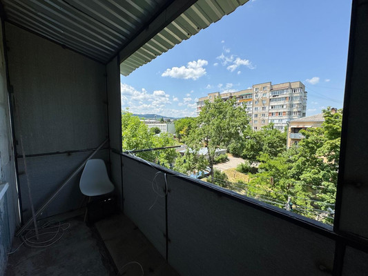 Продам двухкомнатную (2-комн.) квартиру, Байсултанова ул, 13, Нальчик г