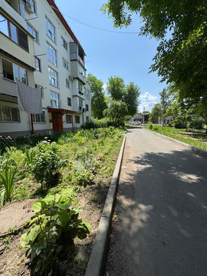 Продам двухкомнатную (2-комн.) квартиру, Байсултанова ул, 13, Нальчик г