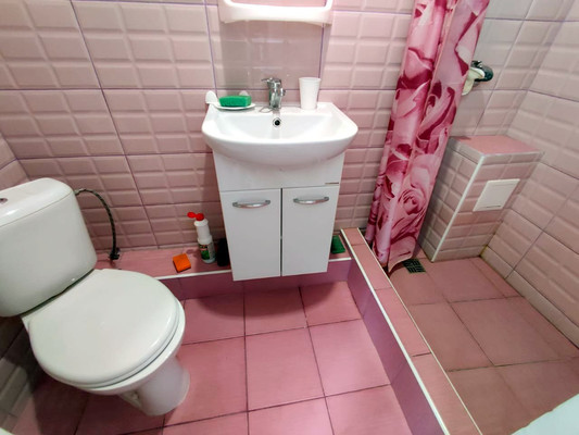 Продам однокомнатную (1-комн.) квартиру, Центральная ул, 20, Витязево с