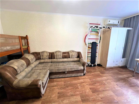 Продам однокомнатную (1-комн.) квартиру, Бежицкая ул, 315к1, Брянск г