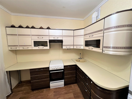 Продам однокомнатную (1-комн.) квартиру, Бежицкая ул, 315к1, Брянск г