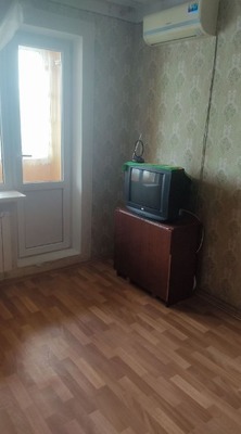 Продам двухкомнатную (2-комн.) квартиру, Добровольского ул, 18, Ростов-на-Дону г