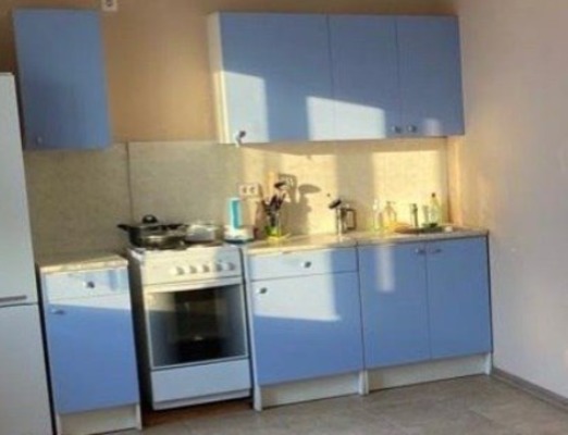 Продам двухкомнатную (2-комн.) квартиру, Космонавтов пр-кт, 37, Ростов-на-Дону г