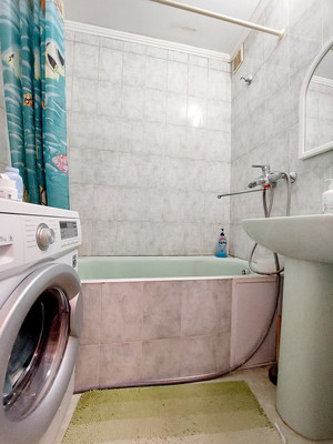 Продам однокомнатную (1-комн.) квартиру, Балаклавская ул, 55, Симферополь г