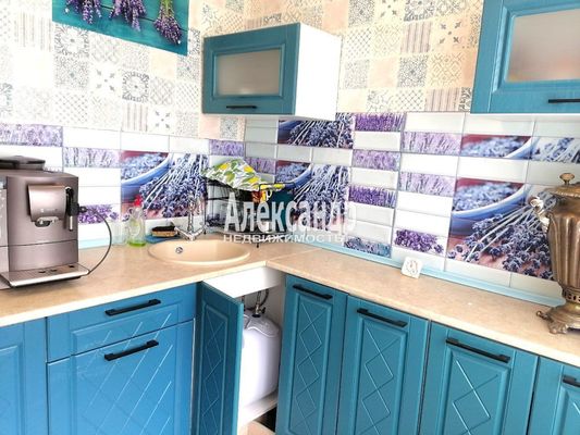 Продам двухкомнатную (2-комн.) квартиру, ГЛОХ ул, 1, Запорожское п