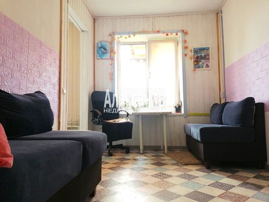 Продам двухкомнатную (2-комн.) квартиру, ГЛОХ ул, 1, Запорожское п
