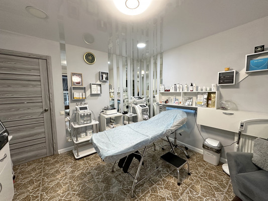 Продам торговое помещение 81 м2, 9-я Тихая ул, 9, Краснодар г