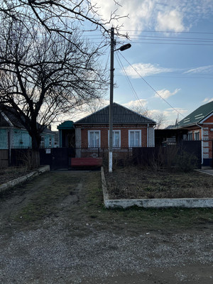Продам дом, Пугачева ул, 130, Лабинск г, 0 км от города