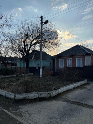 Продам дом, Пугачева ул, 130, Лабинск г, 0 км от города