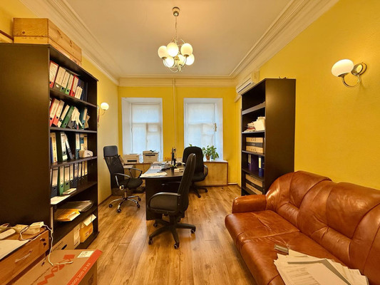 Продам трехкомнатную (3-комн.) квартиру, Пушкарёв пер, 20/17, Москва г