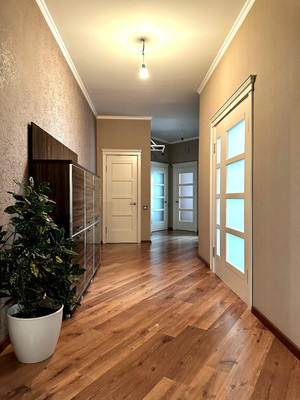 Продам трехкомнатную (3-комн.) квартиру, Коминтерна ул, 139, Нижний Новгород г