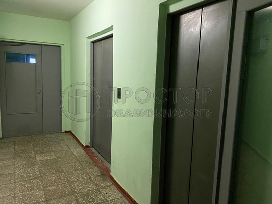Продам трехкомнатную (3-комн.) квартиру, 1-я Мелитопольская ул, 10, Москва г