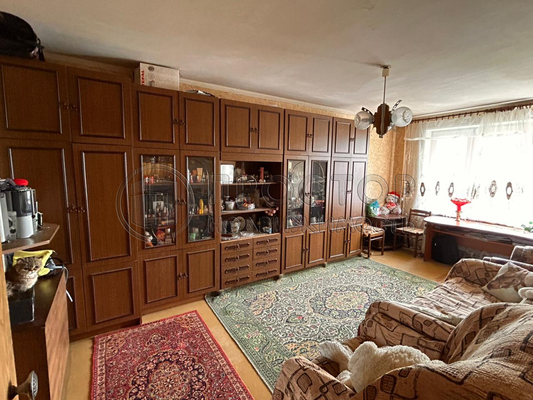 Продам трехкомнатную (3-комн.) квартиру, Молостовых ул, 14к1, Москва г