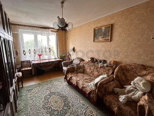 Продам трехкомнатную (3-комн.) квартиру, Молостовых ул, 14к1, Москва г