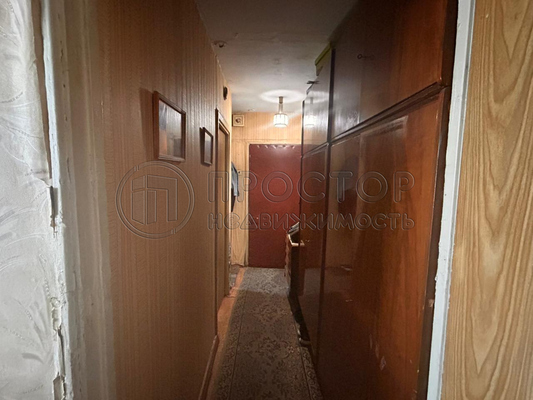 Продам трехкомнатную (3-комн.) квартиру, Молостовых ул, 14к1, Москва г