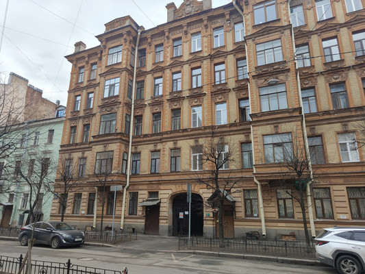Продам комнату в 8-комн. квартире, 6-я Советская ул, 5, Санкт-Петербург г