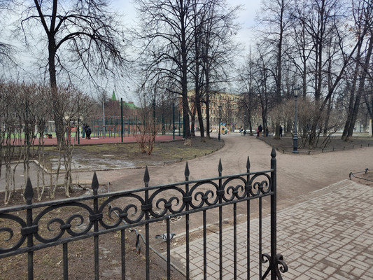 Продам комнату в 8-комн. квартире, 6-я Советская ул, 5, Санкт-Петербург г