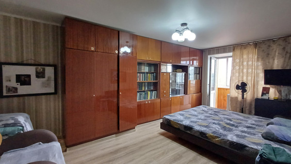 Продам однокомнатную (1-комн.) квартиру, Ямашева пр-кт, 11, Казань г