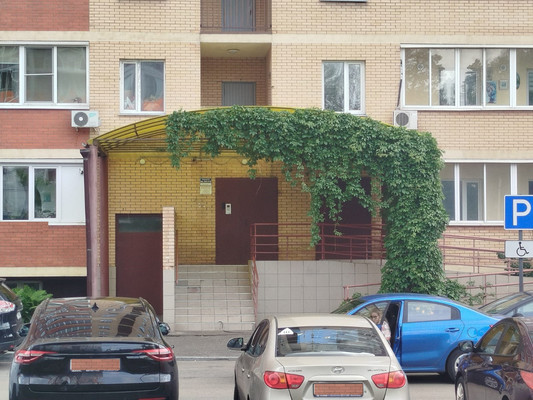 Продам однокомнатную (1-комн.) квартиру, Радиоцентра №5 ул, 15, Щелково г