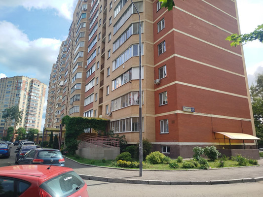 Продам однокомнатную (1-комн.) квартиру, Радиоцентра №5 ул, 15, Щелково г
