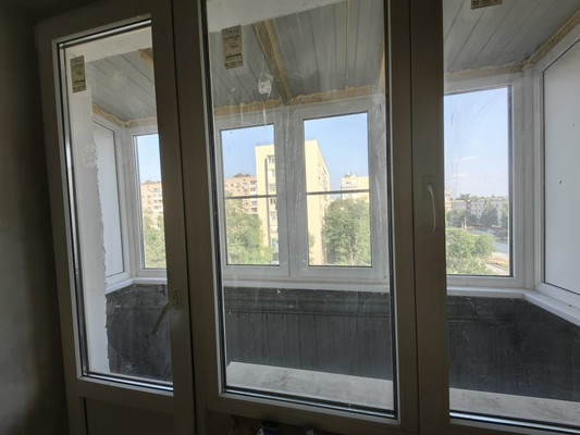 Продам трехкомнатную (3-комн.) квартиру, М.Горького ул, 143, Волгодонск г