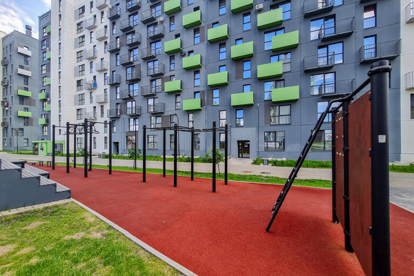 Продам двухкомнатную (2-комн.) квартиру (долевое), Блюхера ул, 125В, Челябинск г