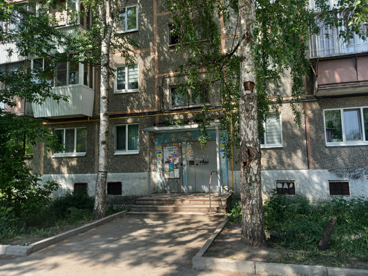 Продам двухкомнатную (2-комн.) квартиру, Ясная ул, 32к4, Екатеринбург г