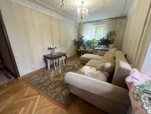 Продам двухкомнатную (2-комн.) квартиру, Кириченко ул, 8, Туапсе г