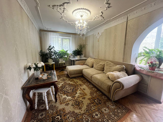 Продам двухкомнатную (2-комн.) квартиру, Кириченко ул, 8, Туапсе г