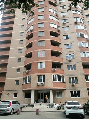 Продам двухкомнатную (2-комн.) квартиру, Ленина пр-кт, 105кг, Ростов-на-Дону г