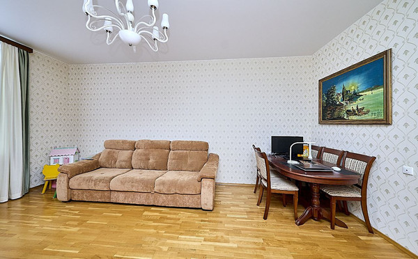 Продам многокомнатную квартиру, Лиговский пр-кт, 237, Санкт-Петербург г