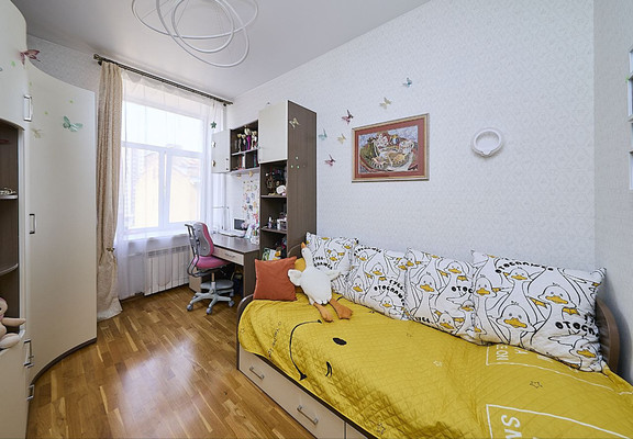 Продам многокомнатную квартиру, Лиговский пр-кт, 237, Санкт-Петербург г
