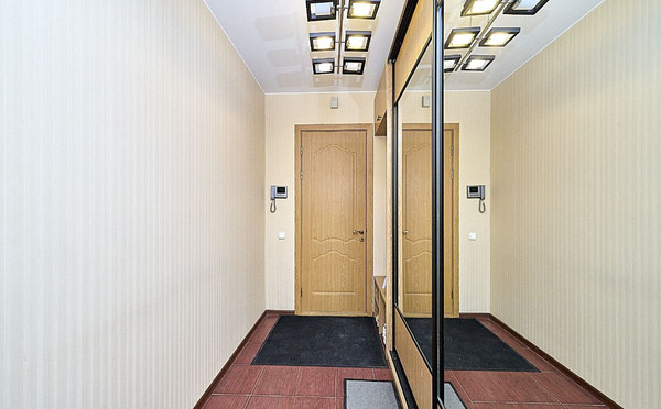 Продам многокомнатную квартиру, Лиговский пр-кт, 237, Санкт-Петербург г