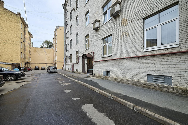 Продам многокомнатную квартиру, Лиговский пр-кт, 237, Санкт-Петербург г