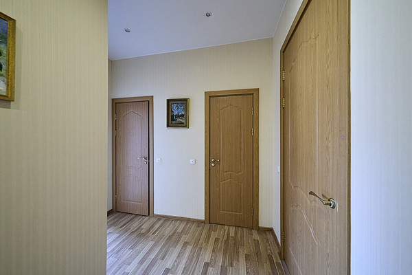 Продам многокомнатную квартиру, Лиговский пр-кт, 237, Санкт-Петербург г
