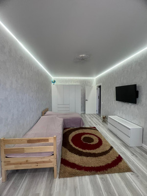 Продам двухкомнатную (2-комн.) квартиру, Котанова ул, 2к1, Новороссийск г