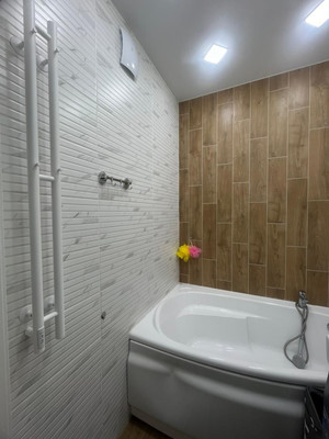 Продам двухкомнатную (2-комн.) квартиру, Котанова ул, 2к1, Новороссийск г