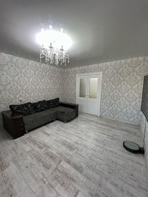 Продам трехкомнатную (3-комн.) квартиру, Куйбышева ул, 171, Калининград г