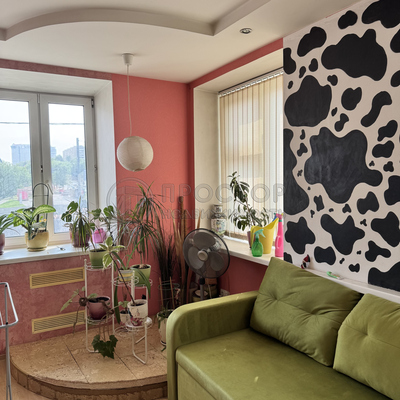 Продам двухкомнатную (2-комн.) квартиру, Нахимовский пр-кт, 42, Москва г
