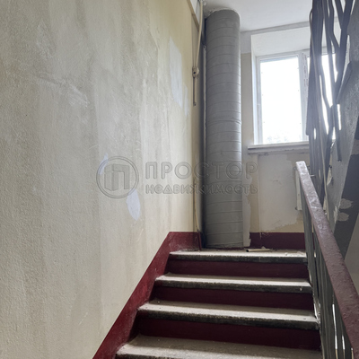 Продам двухкомнатную (2-комн.) квартиру, Нахимовский пр-кт, 42, Москва г